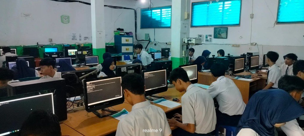 kegiatan labkom